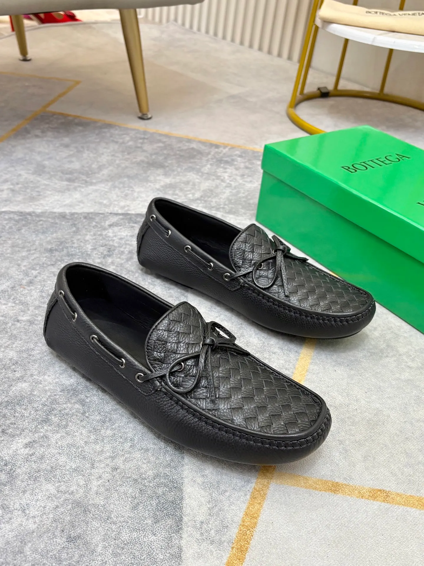 P420💰 (Niu Li + Niu Pad) [BV] The latest hot style‼ ️Casual men's shoes, uppers imported first-layer cowhide ➕Full imported cowhide lining✔️Exquisite workmanship, excellent foot feel, special rubber soles✔️, cool and fashionable, the latest fashion, fashionable outsole, hurry up.  Code number: 38-44 (can be customized to 37.45, non-refundable)